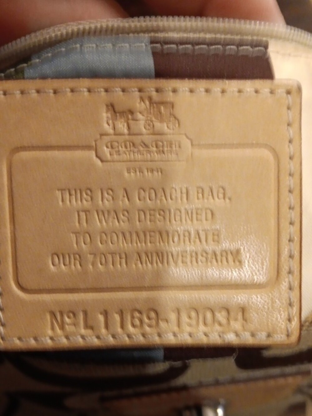 Authentic Coach 70th Anniversary Limited Edition Willis Crossbody Bag - Picture 2 of 4